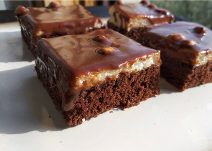 Ëmbëlsirë shumë e mirë qe shkrihet në gojë