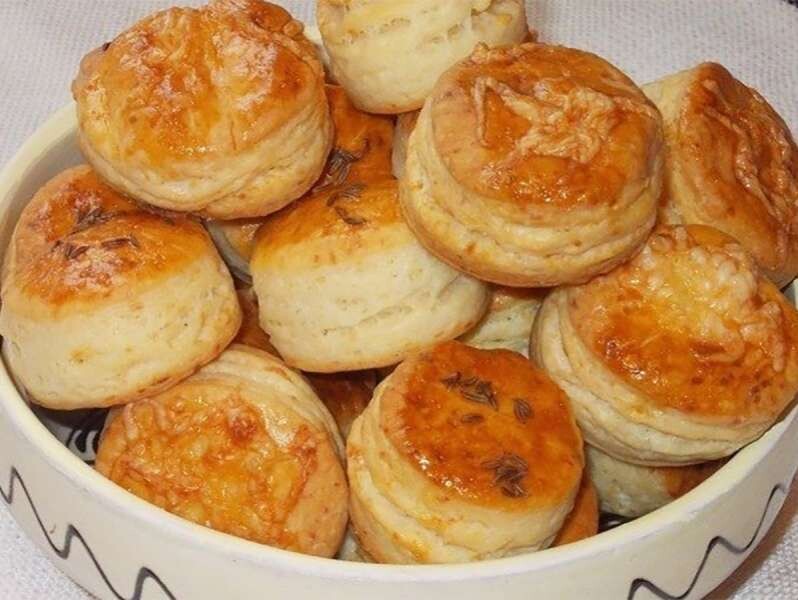 Pogaçe të thjeshta