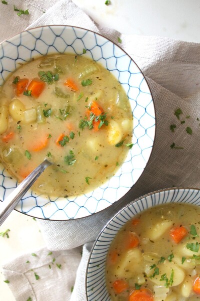 Supë verore me njoki dhe perime