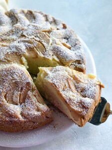 Kek i shkrifët me dardha