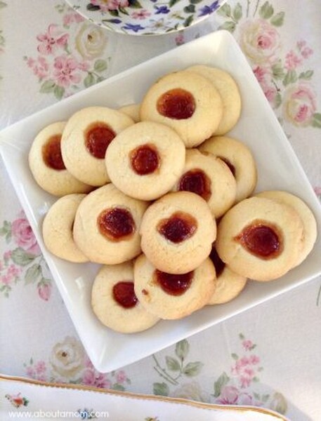 Biskota të shijshme shtëpie me gjalpë dhe portokall