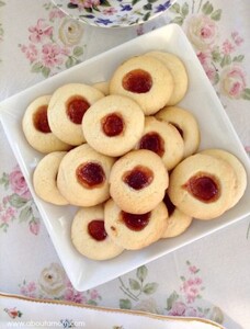 Biskota të shijshme shtëpie me gjalpë dhe portokall