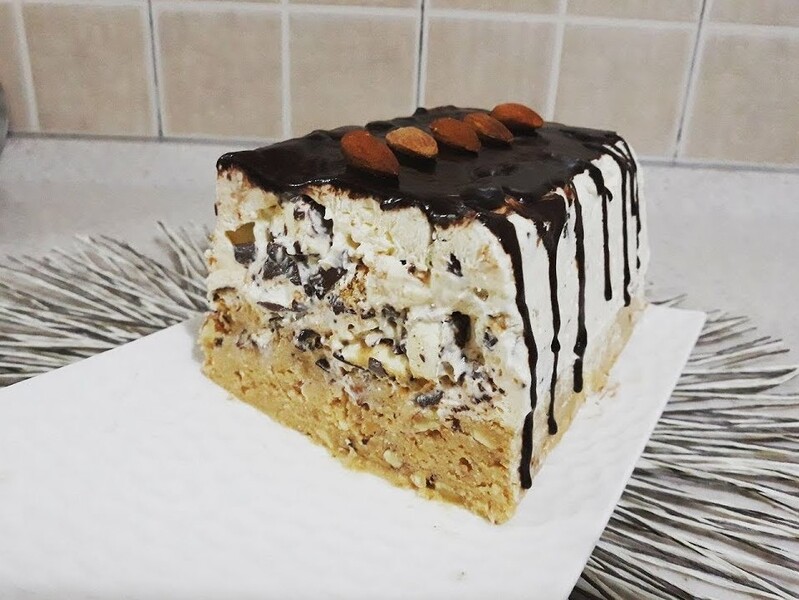 Ëmbëlsire me plazma keksa dhe krem banane