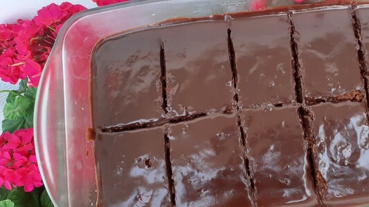 Torte me Kakao e thjeshtë dhe e shpejt