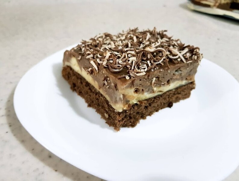 Ëmbëlsirë dy ngjyrëshe me shije të mrekullueshme