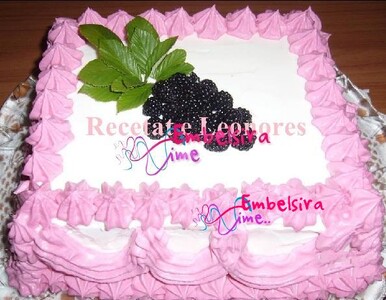 TORTE ME PANA DHE MANAFERRA: (Receta nga Leonora Pane)