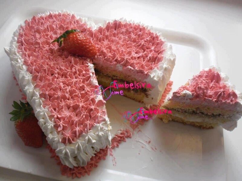 Torte ne forme zemre (Dafina Tushaj)