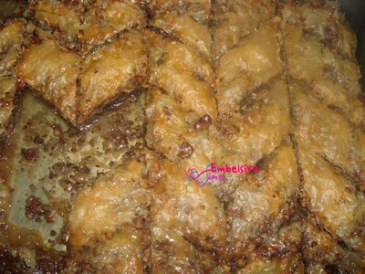 Bakllava. (Receta nga Ervina Saliu)