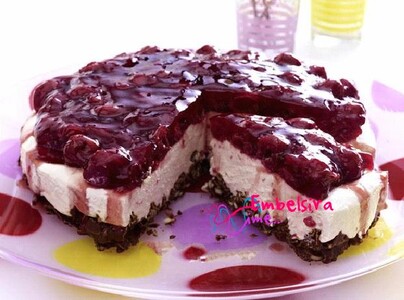 Si te gatuajme torte me qershi dhe corn flakes