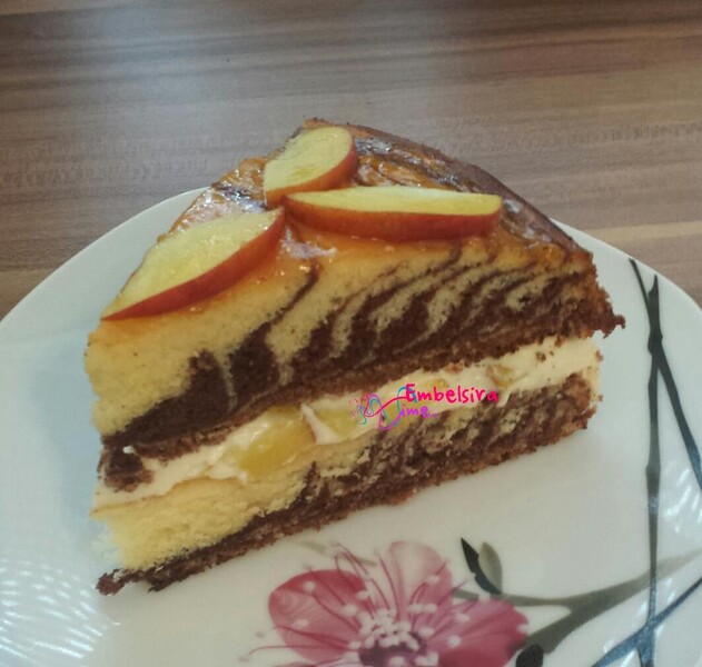 Zebra torte pak me ndryshe e mbushur me krem