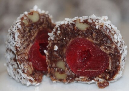 Toptha te mbushur me qershia