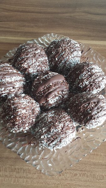 Toptha te mbushura me banane