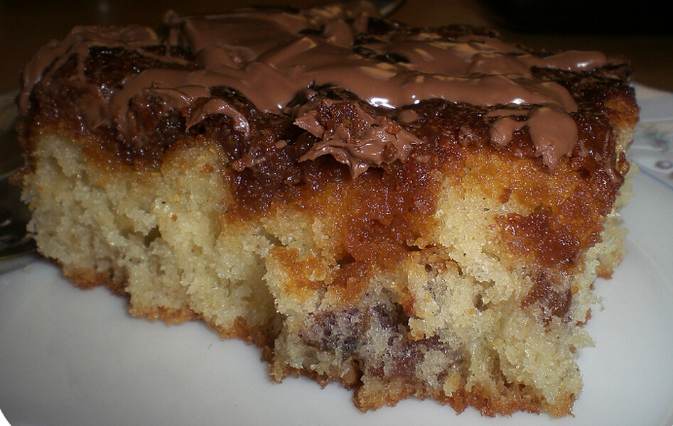 Torte me karamel dhe kafe