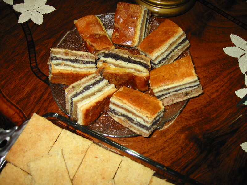 Strudel me afion, arra dhe mollë