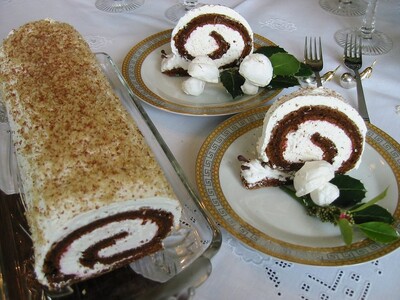 Roladë me çokollatë