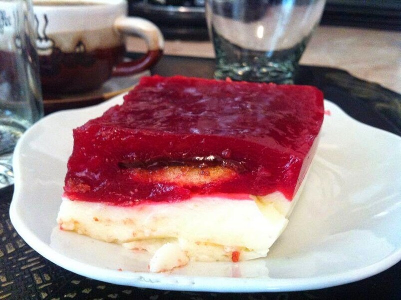 Torte me leng frutash (receta e derguar nga Valbona) e shpejt edhe e lehte