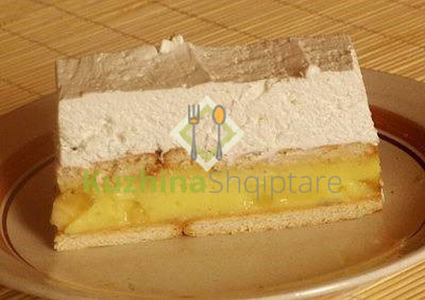 Ëmbëlsirë me banane