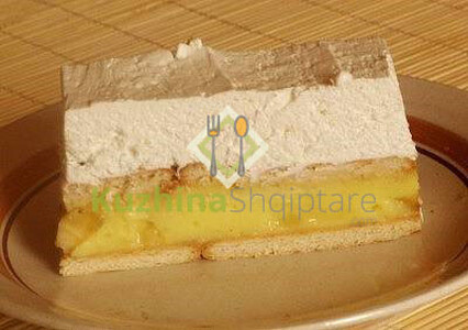 Ëmbëlsirë me banane