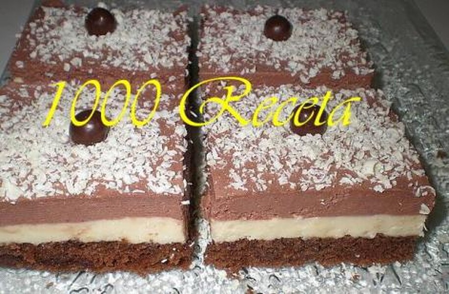 Embëlsirë me tri shtresa