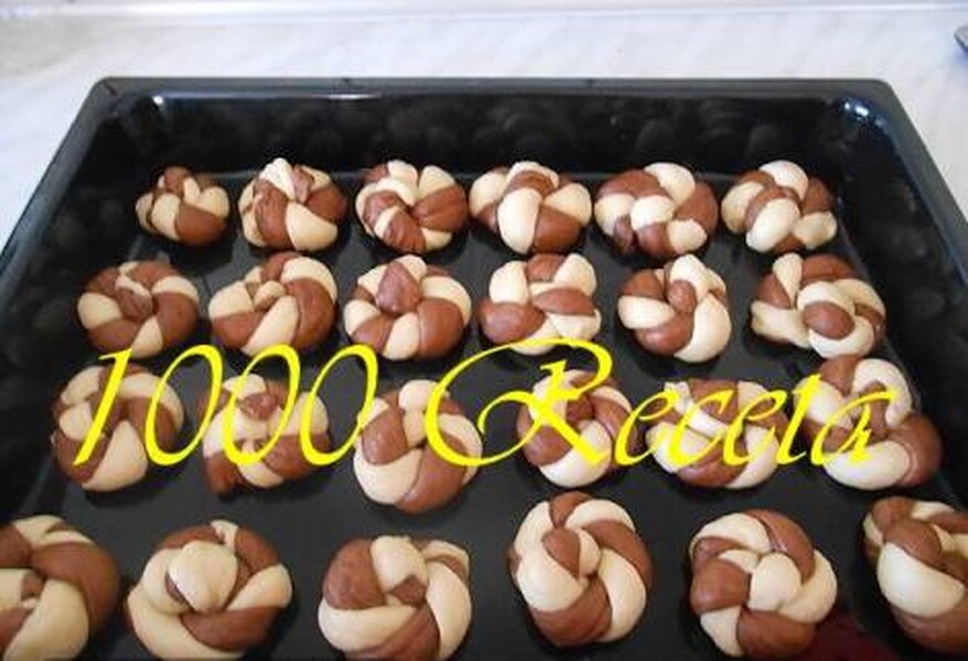 Embëlsirë dyngjyrëshe