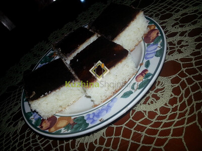 Tortë me kos dhe kokos