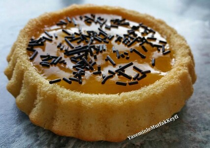 Kek i vogel i mbushur