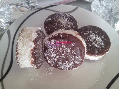 Embelsire e lehte me jaffa keksa