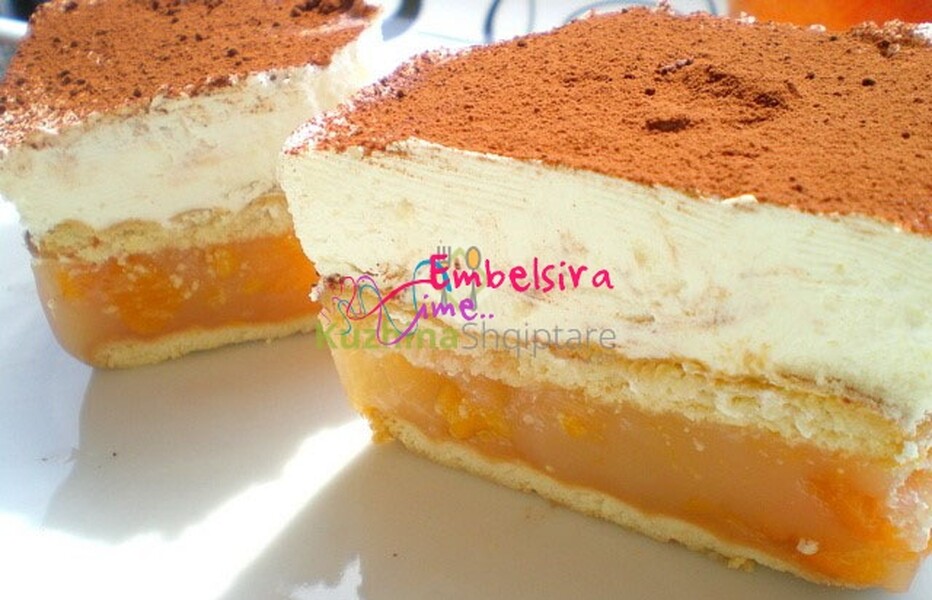 Ëmbëlsirë me pjeshkë