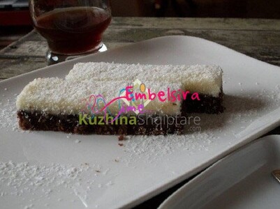 Katrorë dyngjyrësh