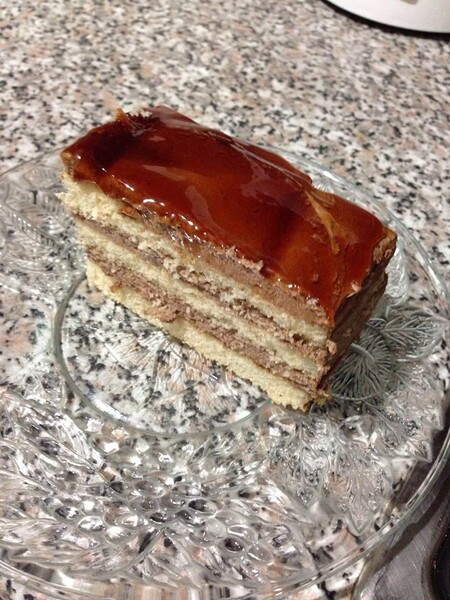Torte me petë të gatshme nga Rigona Gagica.