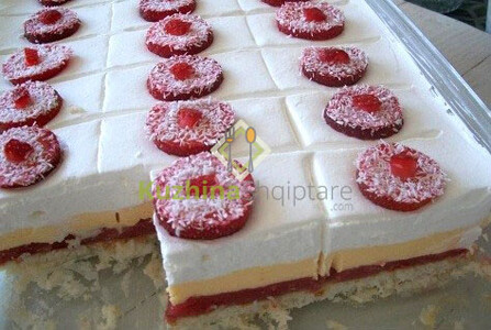 Katrorka me luleshtrydhe