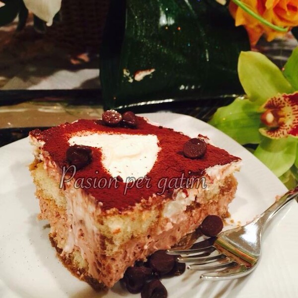 Tiramisu nga Marinela.