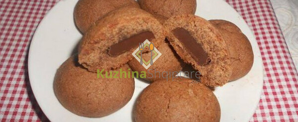 Biskota të mbushura