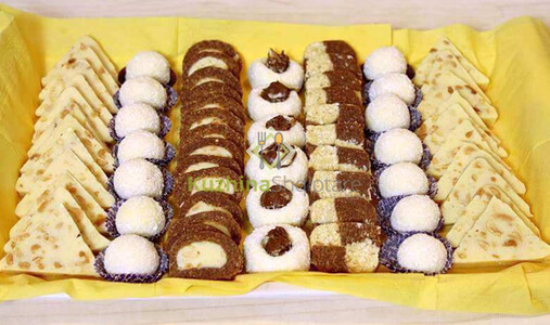 Ëmbëlsira të vogla për festa