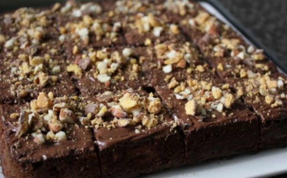 Tortë e zezë me Nutella