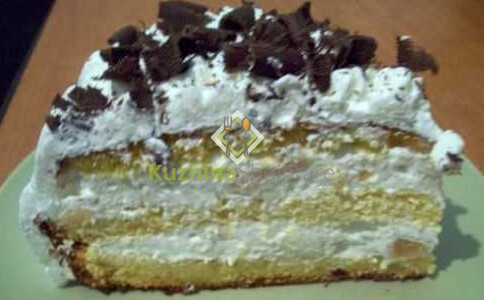 Tortë e lehtë me fruta