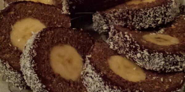 ROLAD ME KOKOS DHE BANANE