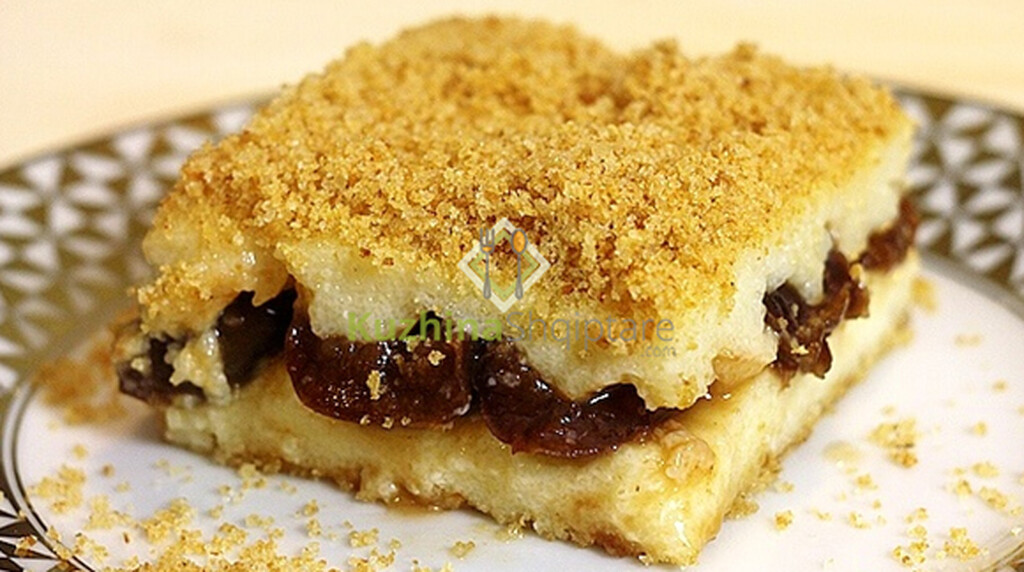 Tortë me shije kumbulle