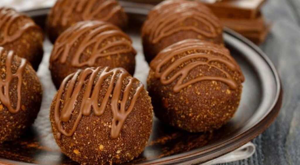 Toptha të vegjël me puding