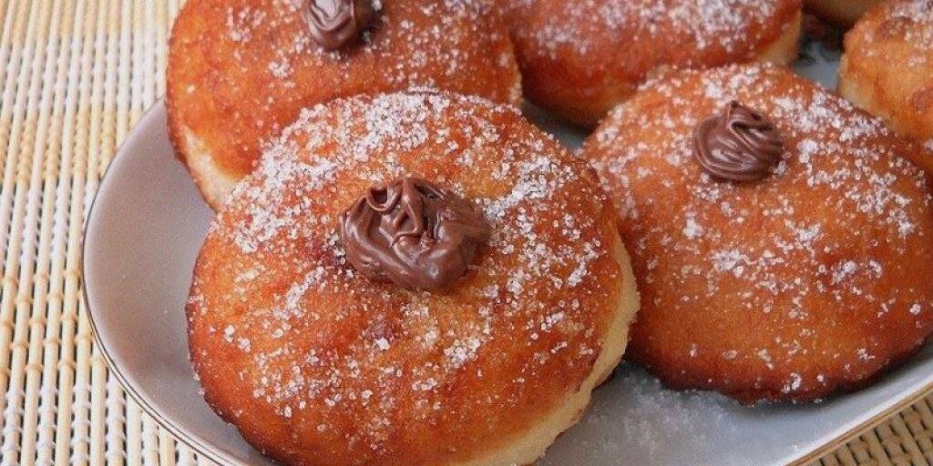 PETULLA TE MBUSHURA ME QOKOLLAD