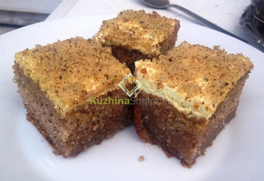 Ëmbëlsirë me arra