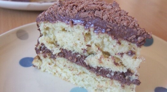 Tortë Viktoria me çokollatë