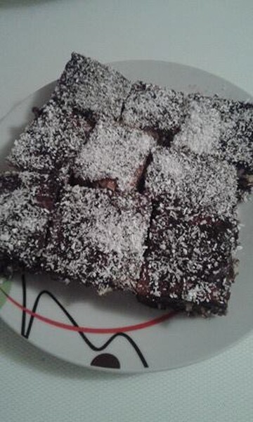 Tortë e lehtë me kokos