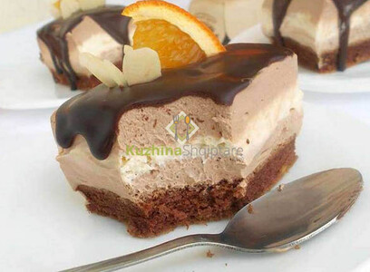 Tortë me kremoze me portokall