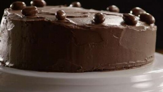 Tortë e zezë magjike