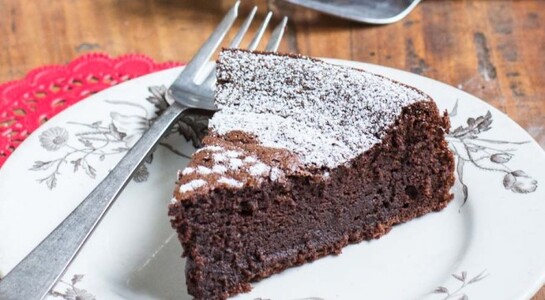 Tortë çokollate pa miell