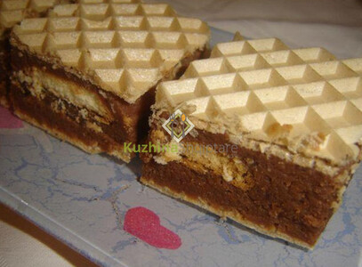 Ëmbëlsirë me biskota jaffa dhe fletë obllande