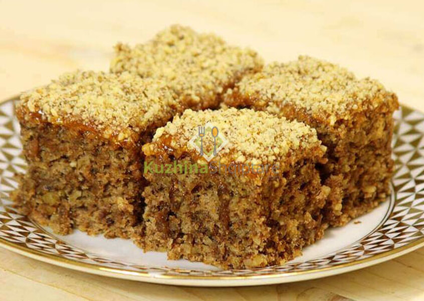 Katrorë- ëmbëlsirë me ujë