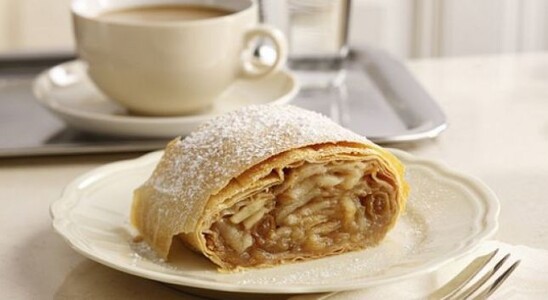 Ëmbëlsirë pranverore, Strudël molle