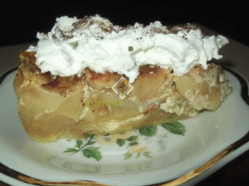 Tortë dietale me mollë dhe kornflex